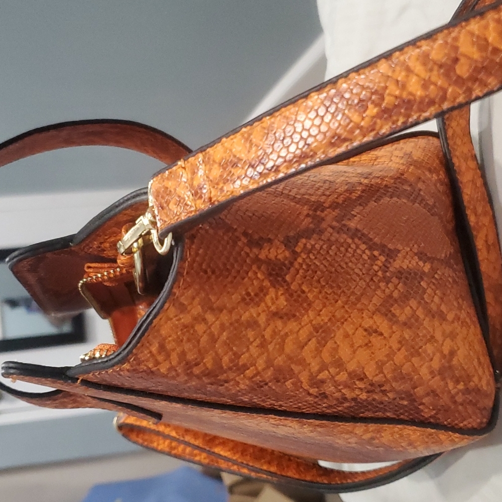 Purse - Picture 4 of 7